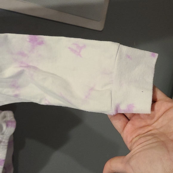 Disney Front/Back Characters Tie Dye Gathered Long Sleeve Tee Sz. XS - Picture 5 of 6